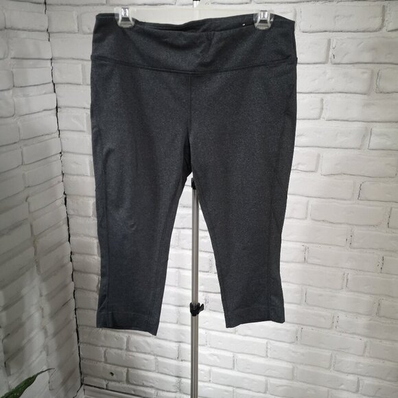 Tek Gear Shapewear Ladies Size Large Dark Grey Tummy Control Panel Capri Legging - Picture 1 of 9